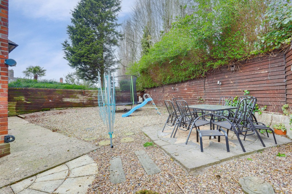 Brayton Crescent, Nottingham, NG6
