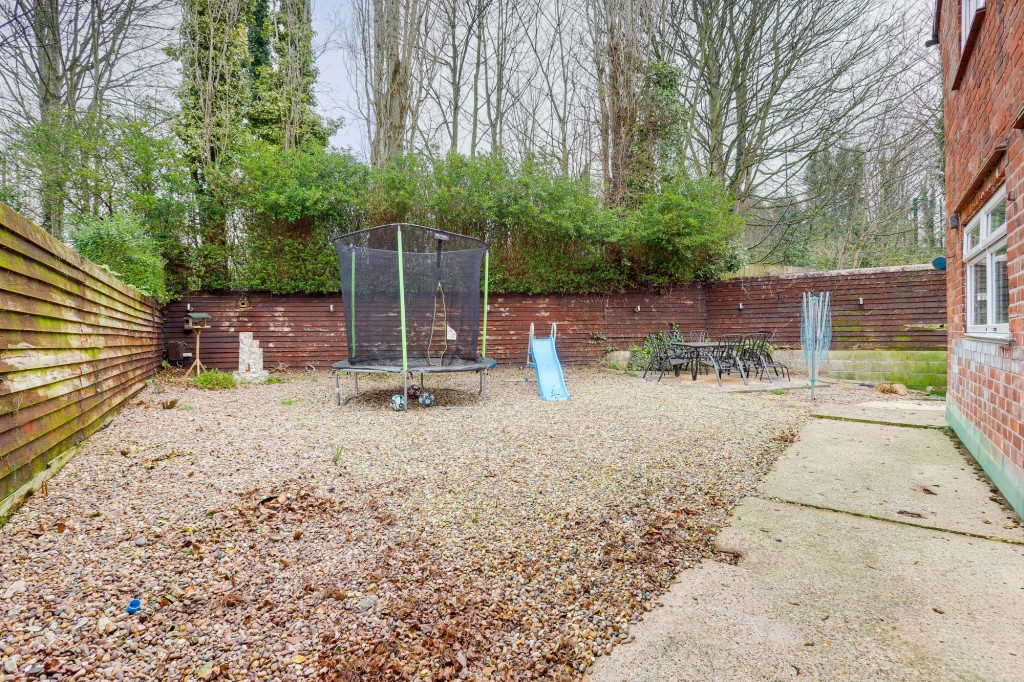 Brayton Crescent, Nottingham, NG6