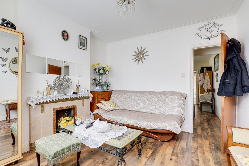 Ewart Road, Nottingham, NG7