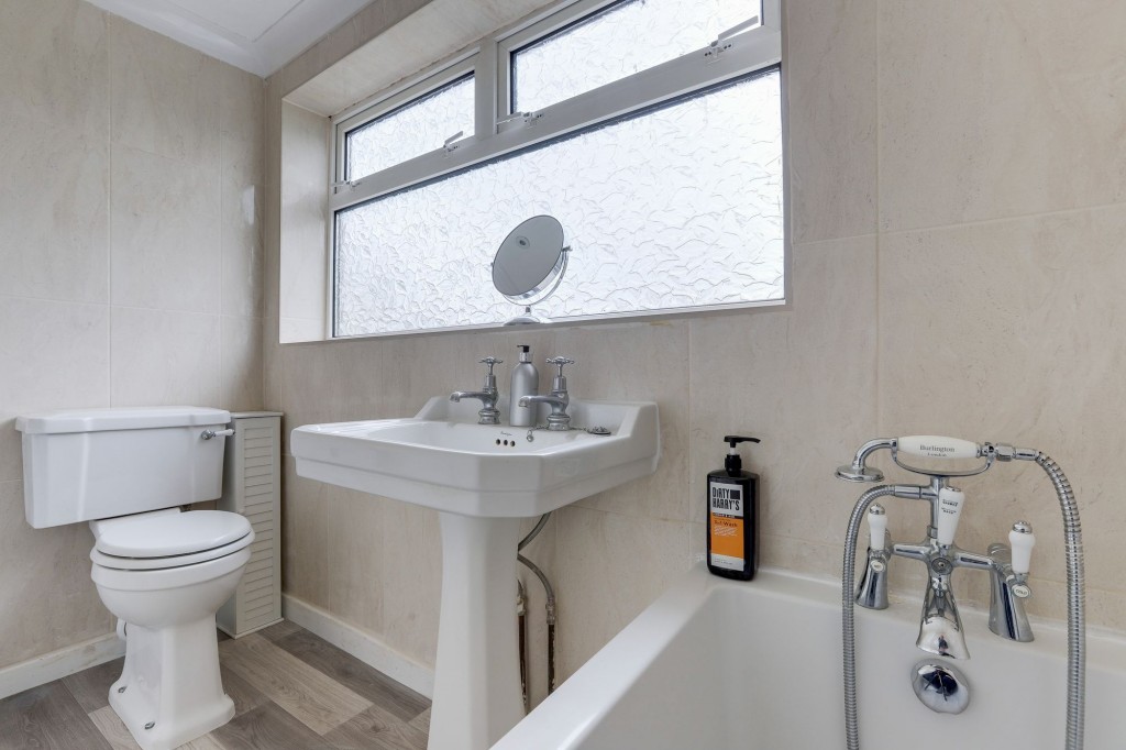 Dunvegan Drive, Nottingham, NG5