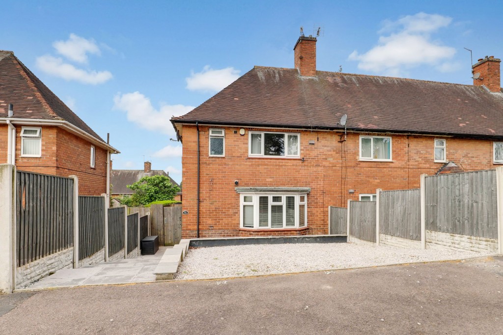 Longmead Drive, Nottingham, NG5