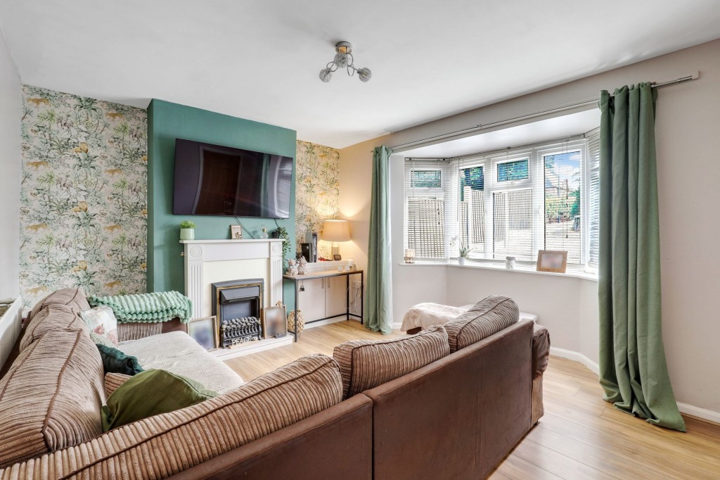Longmead Drive, Nottingham, NG5