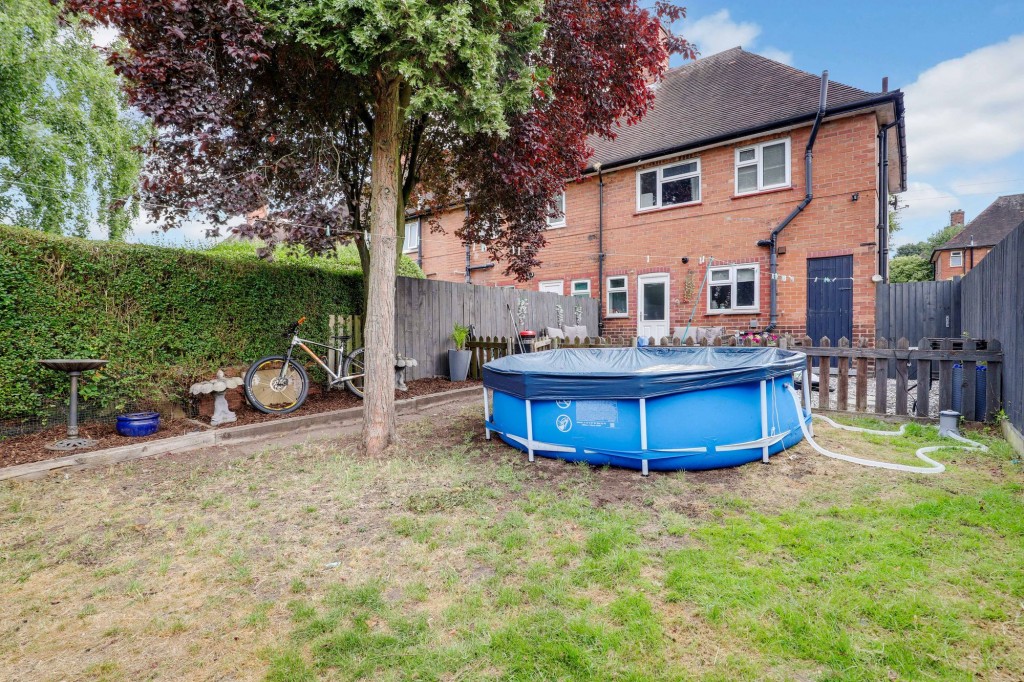 Longmead Drive, Nottingham, NG5