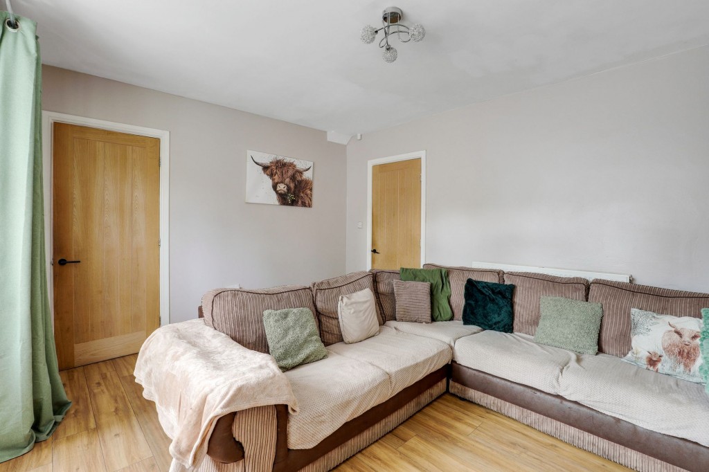 Longmead Drive, Nottingham, NG5