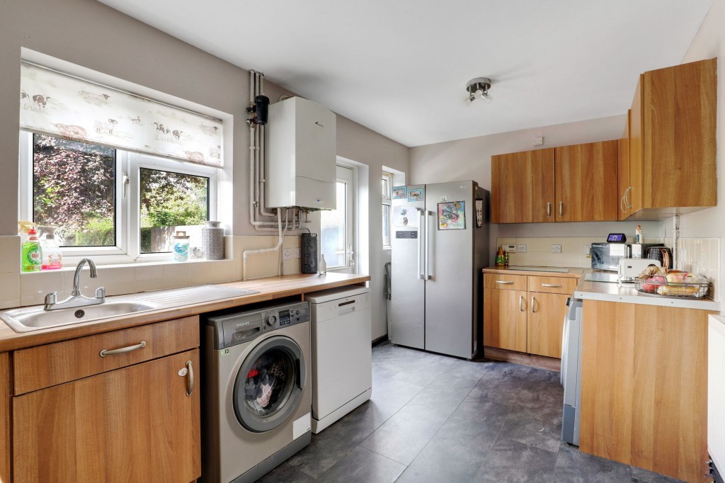 Longmead Drive, Nottingham, NG5