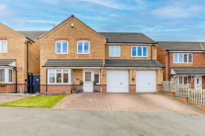 Maple Close, Calverton, NG14