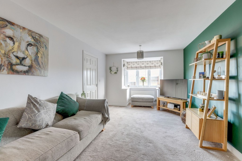 Maple Close, Calverton, NG14