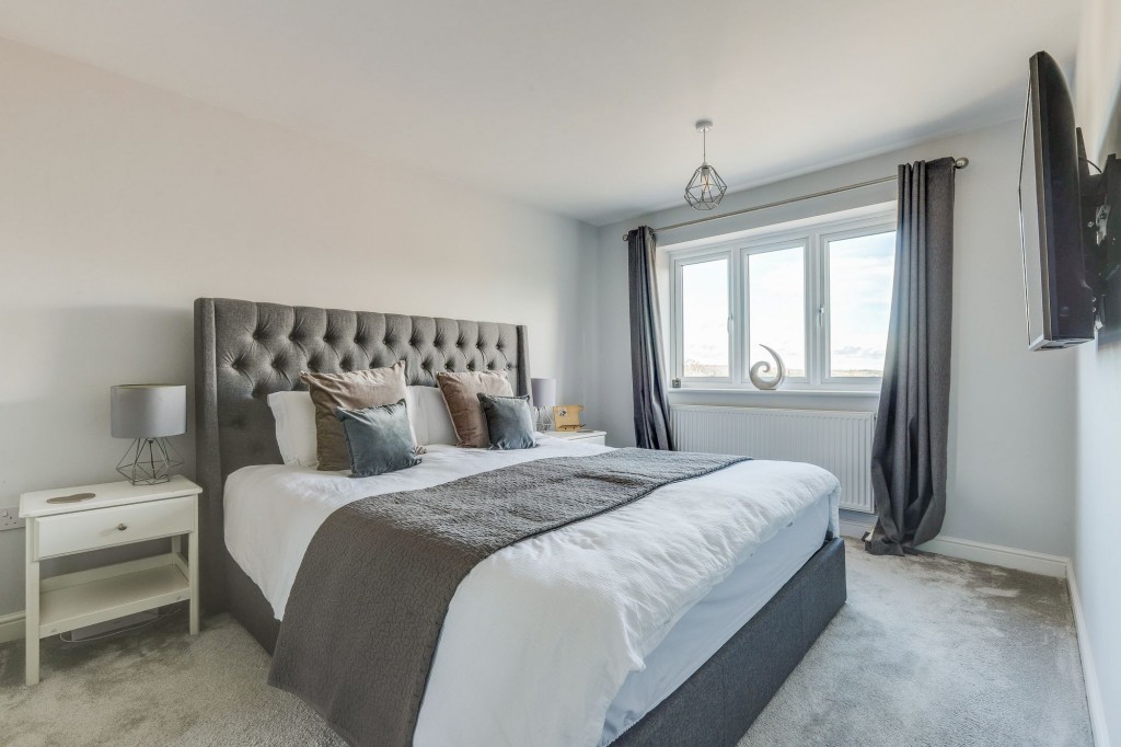 Maple Close, Calverton, NG14