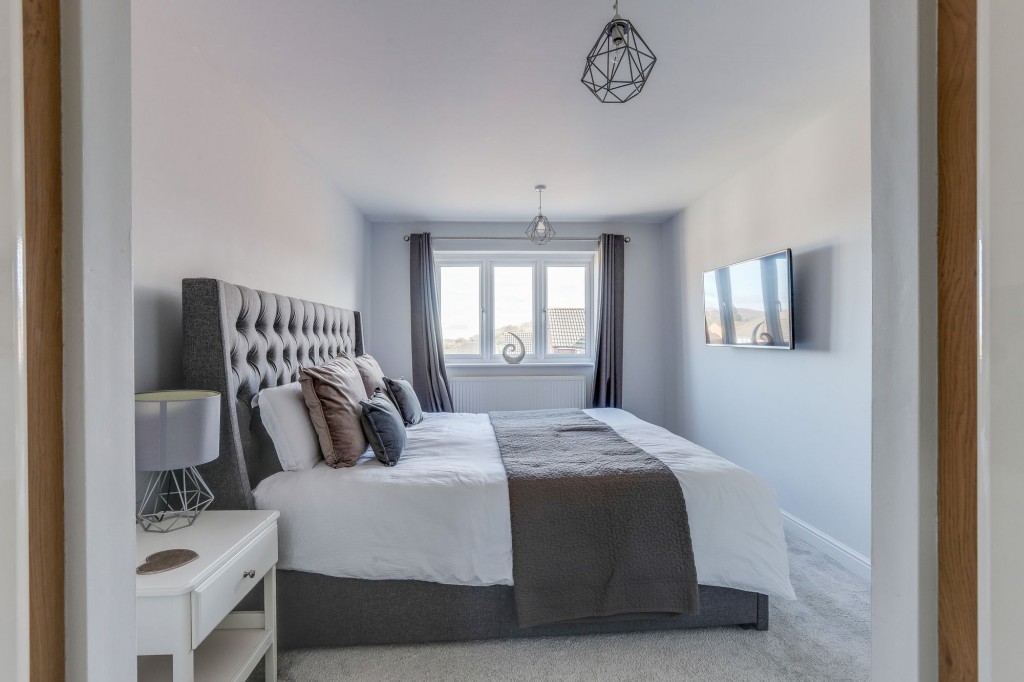 Maple Close, Calverton, NG14