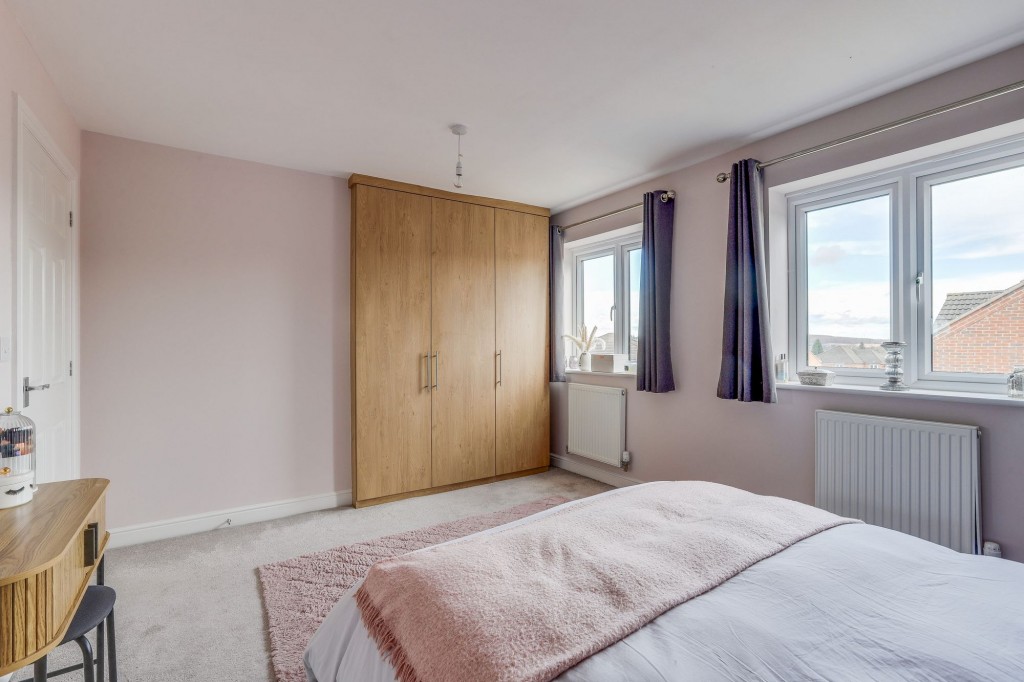 Maple Close, Calverton, NG14