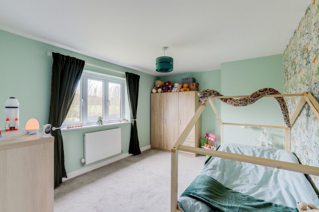 Maple Close, Calverton, NG14