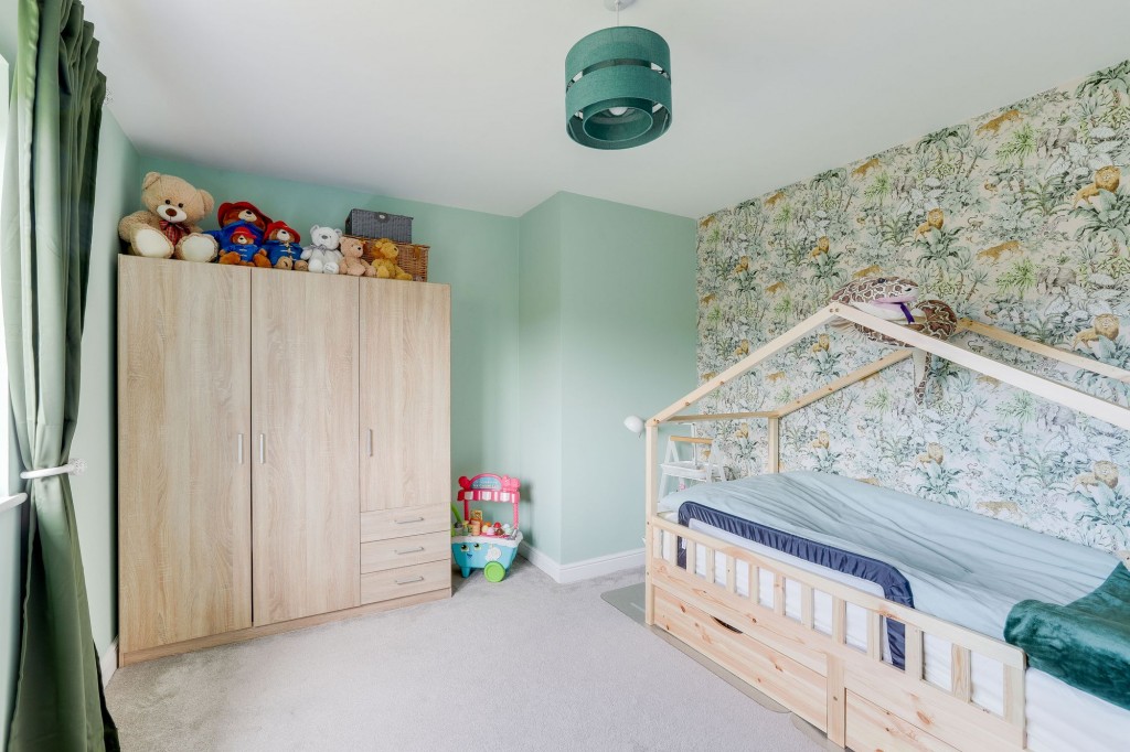 Maple Close, Calverton, NG14