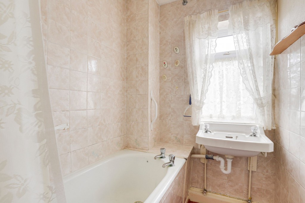 Hazel Hill Crescent, Nottingham, NG5