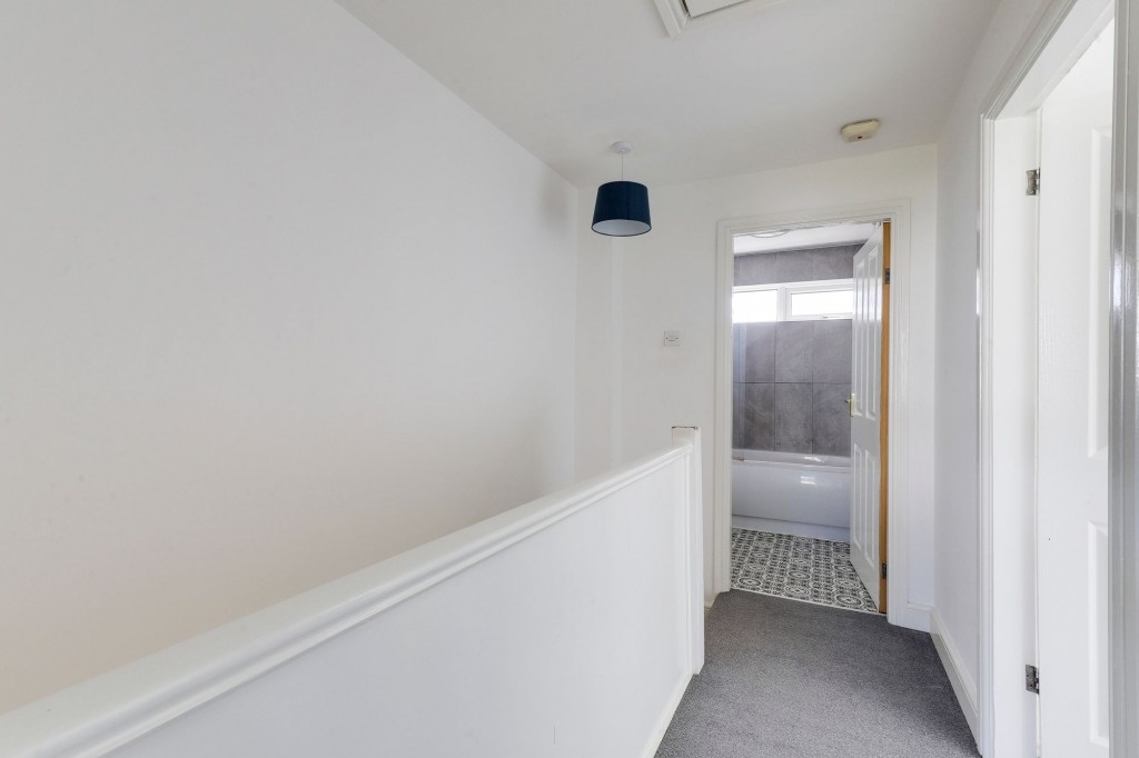 Third Avenue, Gedling, NG4