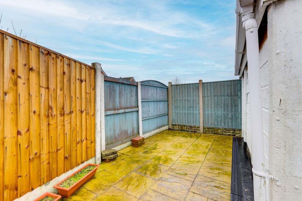 Auckland Road, Hucknall, NG15