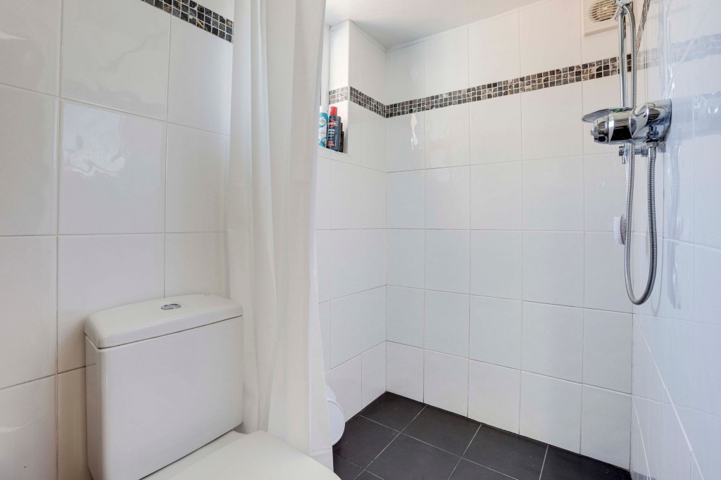 Lime Tree Gardens, Lowdham, NG14