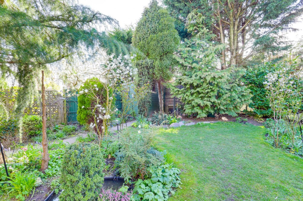Lime Tree Gardens, Lowdham, NG14