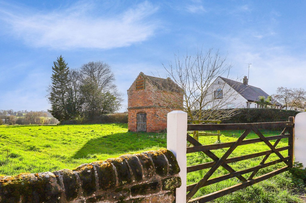 Paddock Farm Cottages, Epperstone, NG14