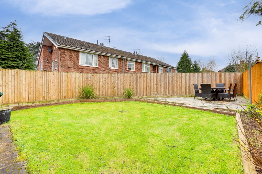 Cross Street, Arnold, NG5