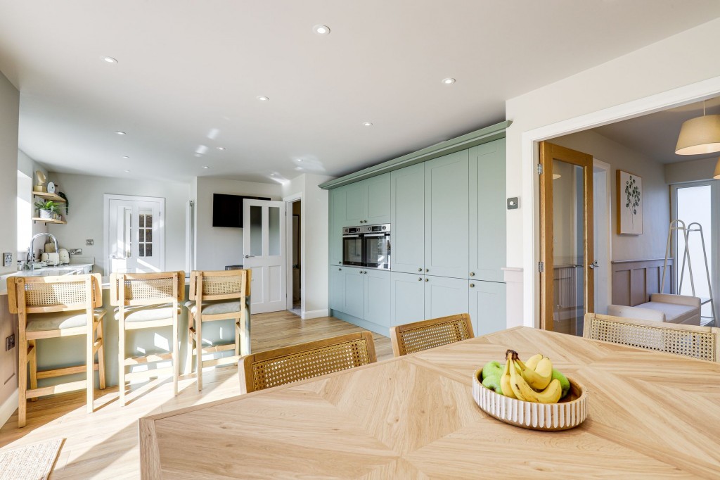 Long Meadow Farm, Main Street, Woodborough, Nottingham, NG14 6EA