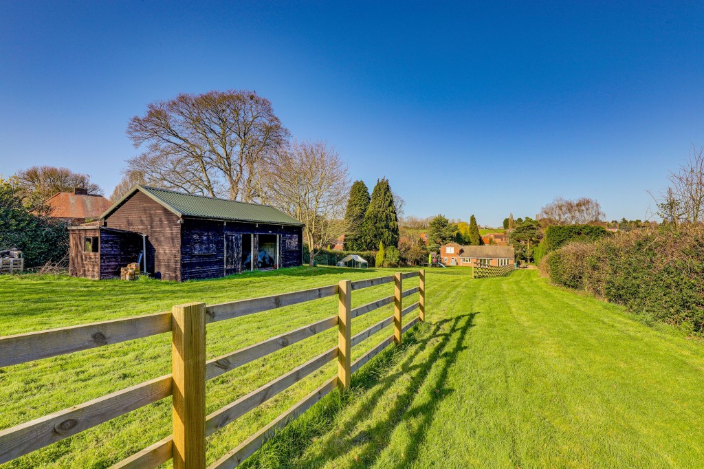 Long Meadow Farm, Main Street, Woodborough, Nottingham, NG14 6EA
