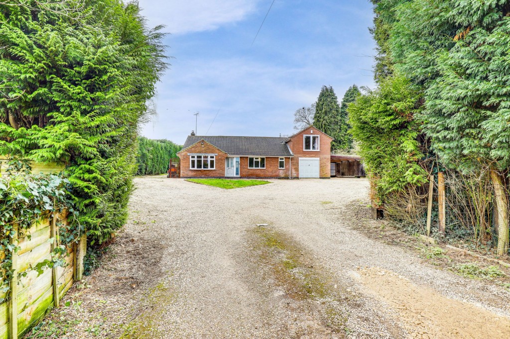 Long Meadow Farm, Main Street, Woodborough, Nottingham, NG14 6EA