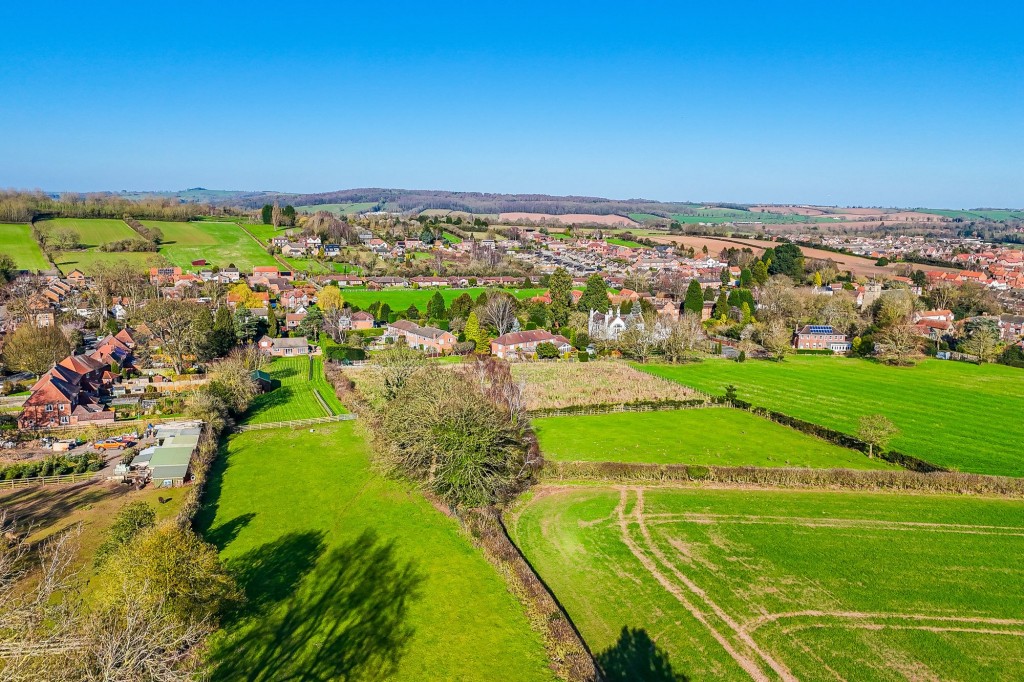 Long Meadow Farm, Main Street, Woodborough, Nottingham, NG14 6EA