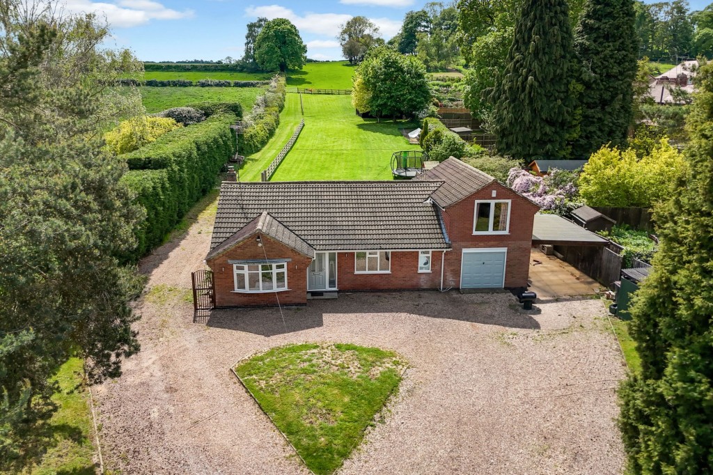 Long Meadow Farm, Main Street, Woodborough, Nottingham, NG14 6EA