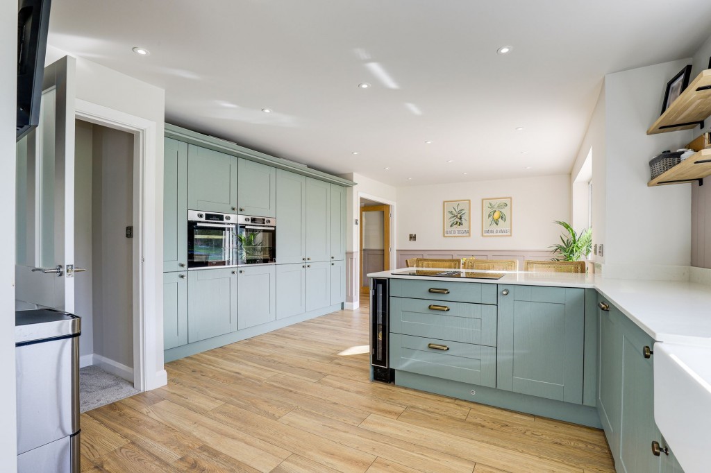 Long Meadow Farm, Main Street, Woodborough, Nottingham, NG14 6EA