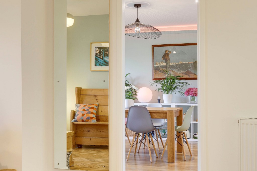 The Saucers, Scarrington, NG13