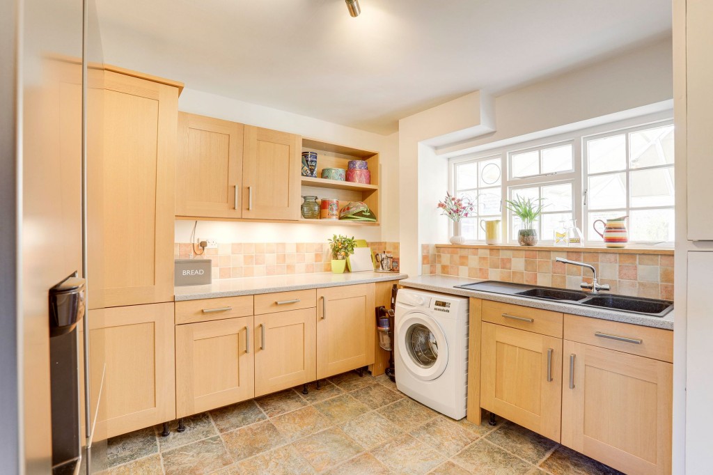 The Saucers, Scarrington, NG13