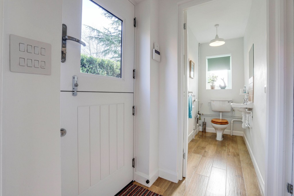 The Saucers, Scarrington, NG13