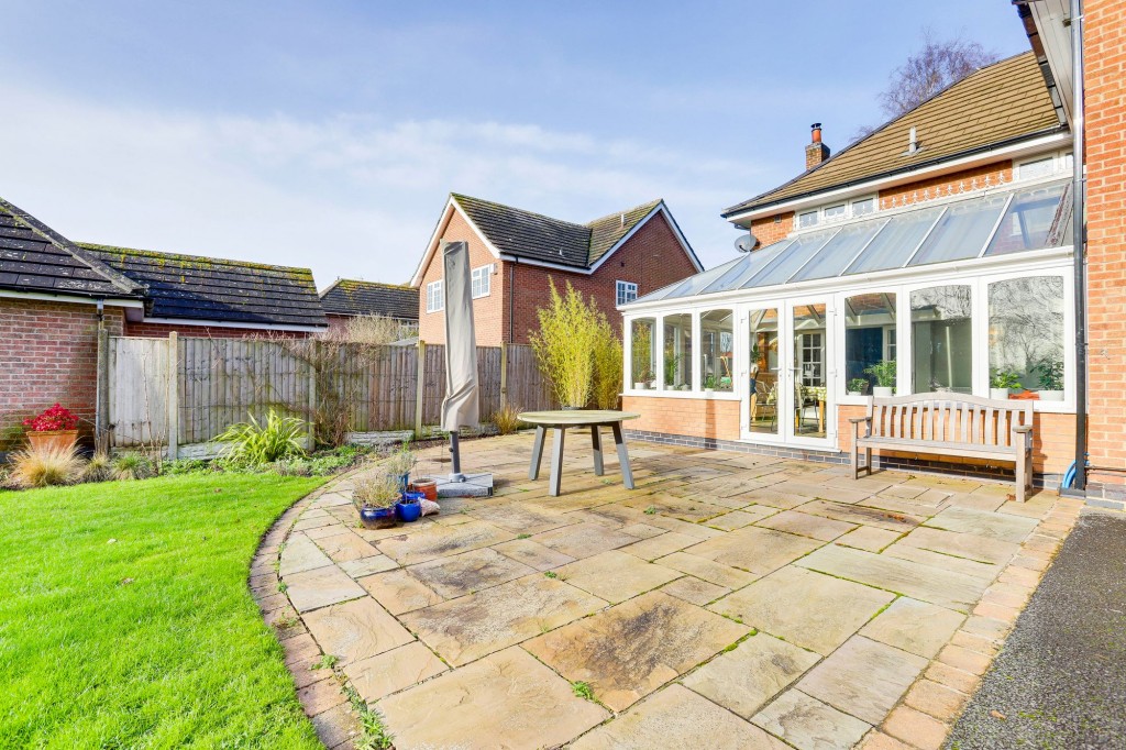 The Saucers, Scarrington, NG13