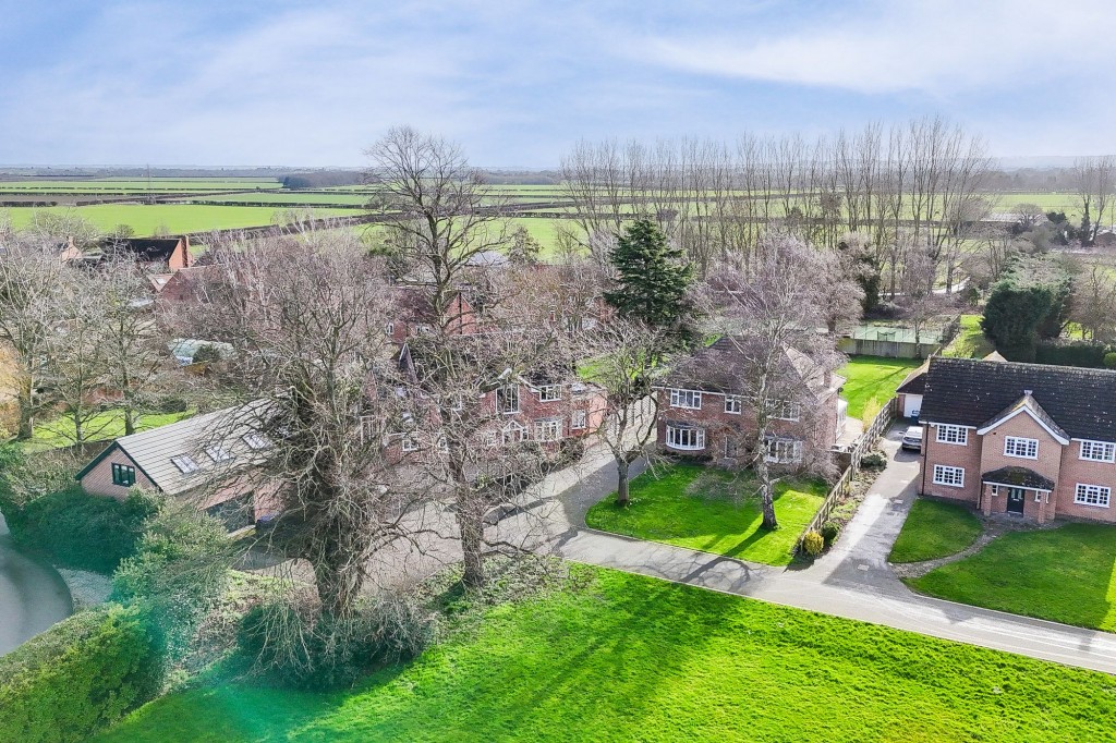 The Saucers, Scarrington, NG13