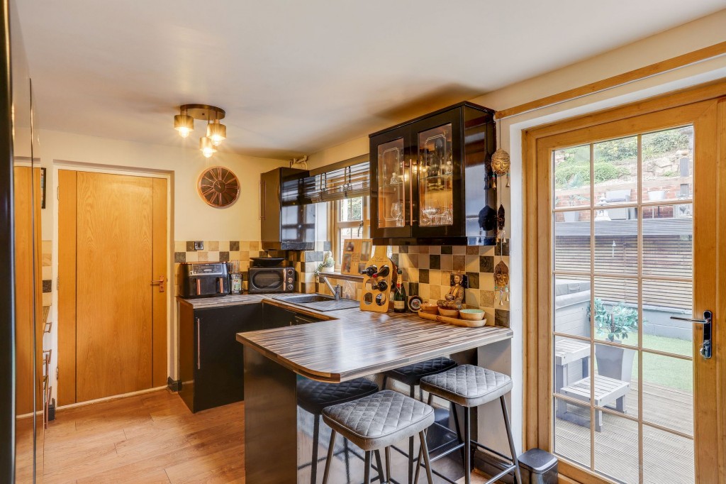 Little Hollies, Forest Town, NG19