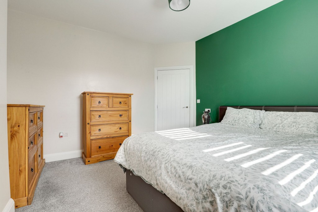 Gedling Road, Carlton, NG4