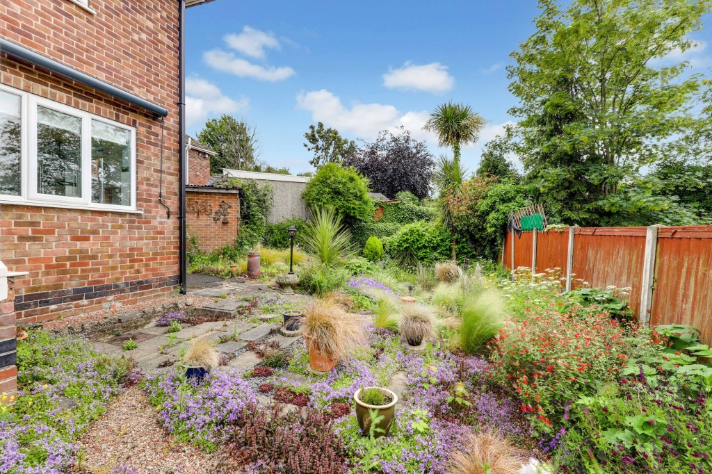 Trevone Avenue, Stapleford, NG9