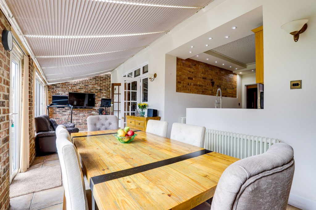 Avondale Road, Carlton, NG4