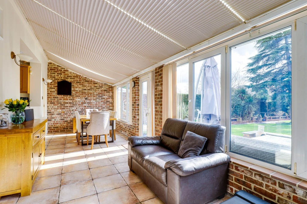 Avondale Road, Carlton, NG4