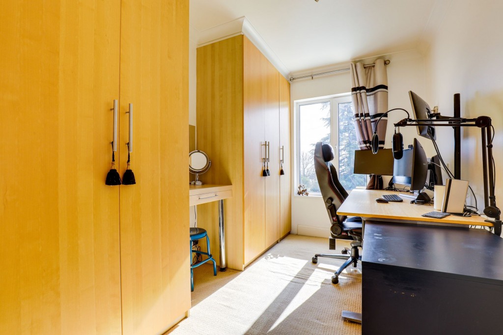 Avondale Road, Carlton, NG4