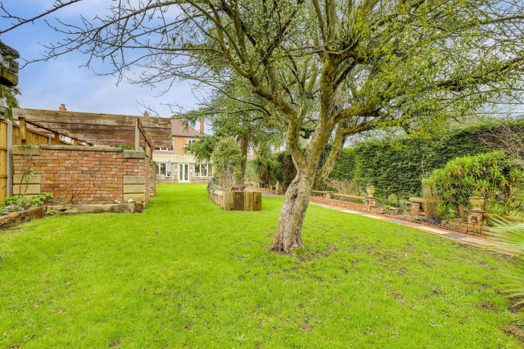 Avondale Road, Carlton, NG4