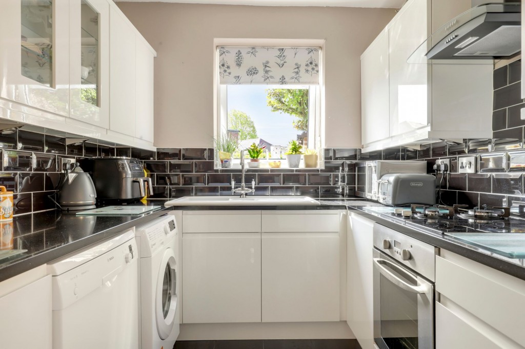 Avondale Road, Carlton, NG4