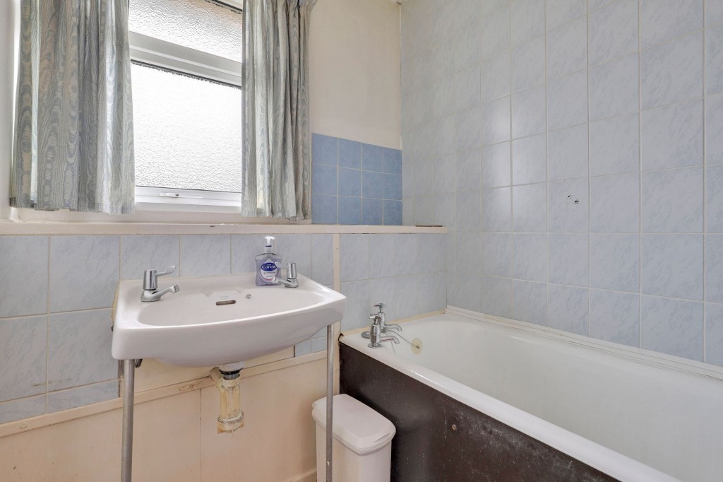 Henning Gardens, Nottingham, NG5