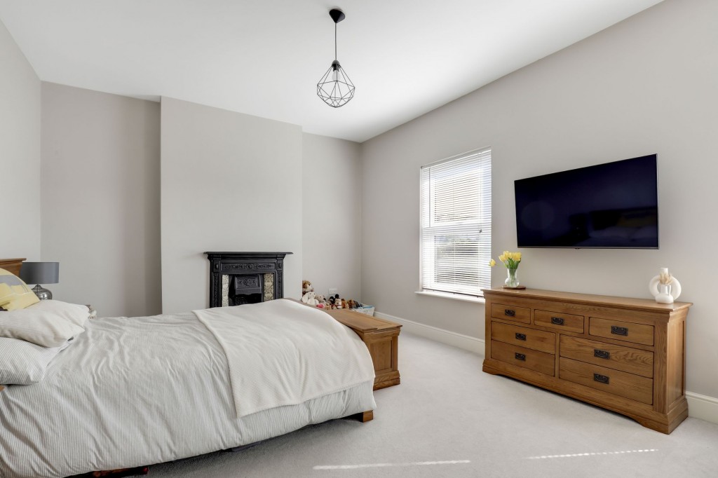 Waverley Avenue, Gedling, NG4