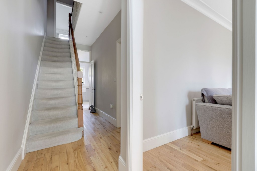 Waverley Avenue, Gedling, NG4
