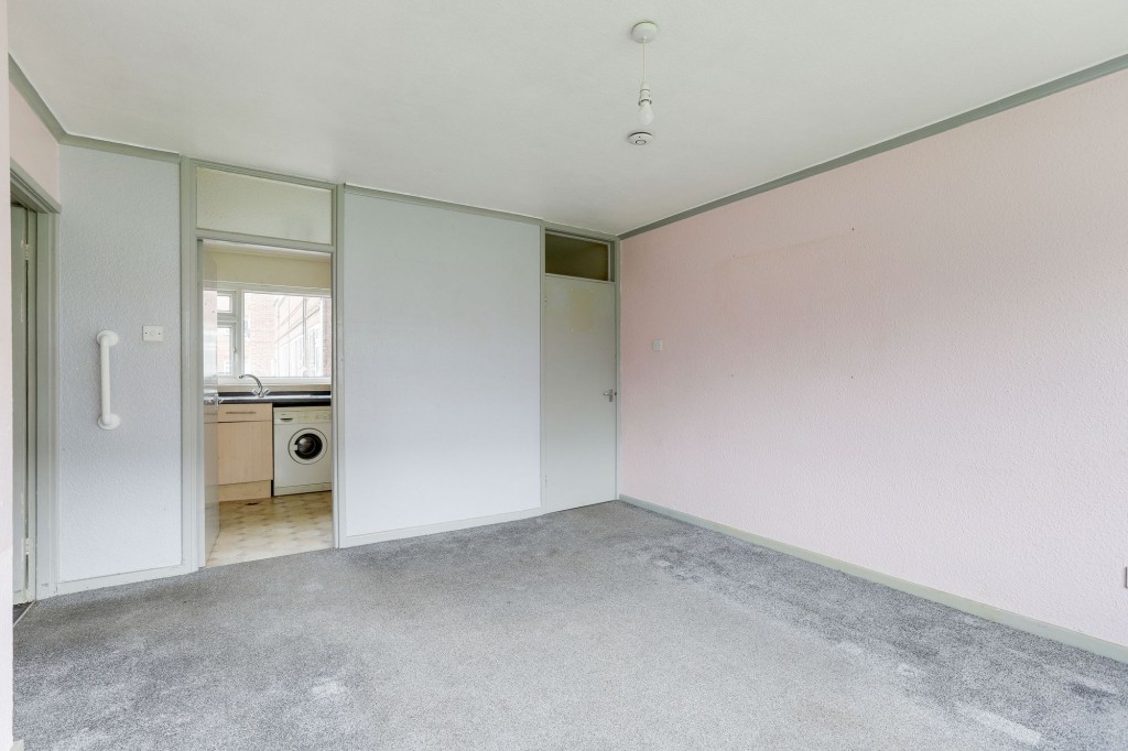 Douglas Court, Toton, NG9