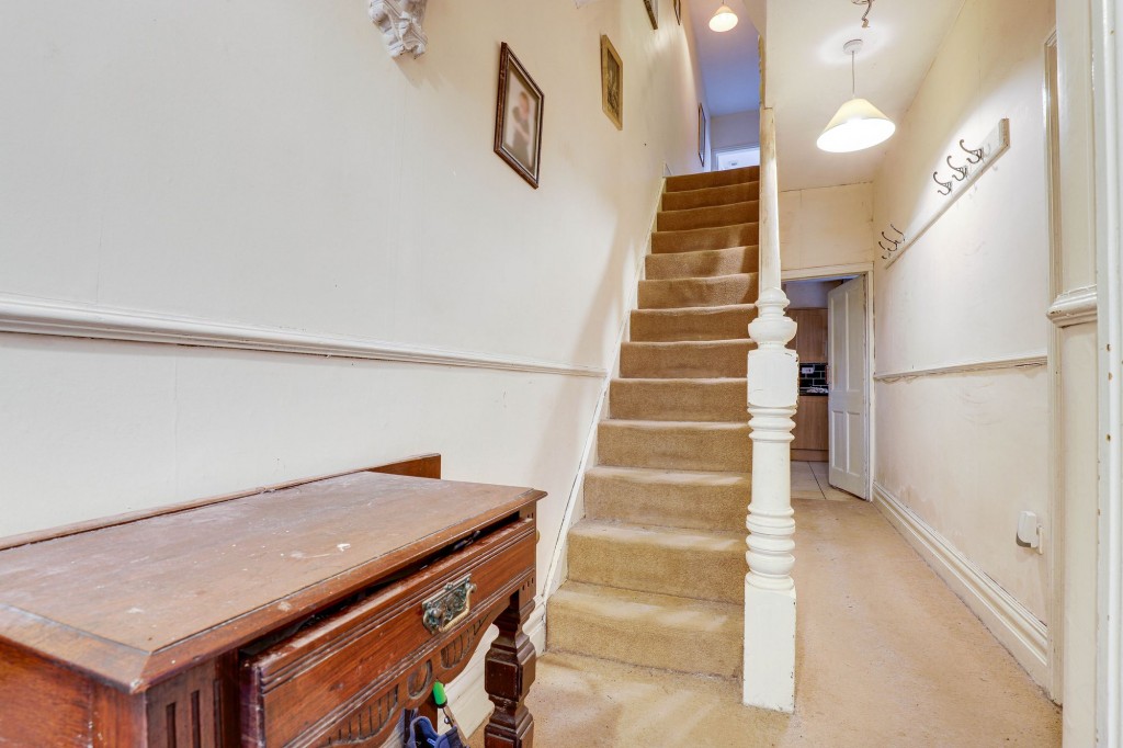 Colwick Road, Nottingham, NG2