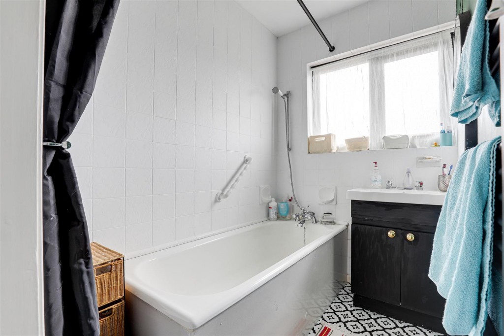 Tudor Road, West Bridgford, Nottinghamshire, NG2 6EB