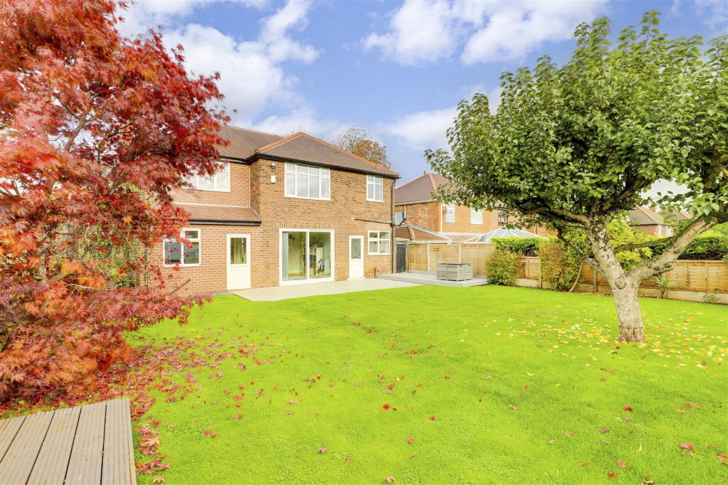 Nottingham Road, Nuthall, Nottinghamshire, NG16 1AB