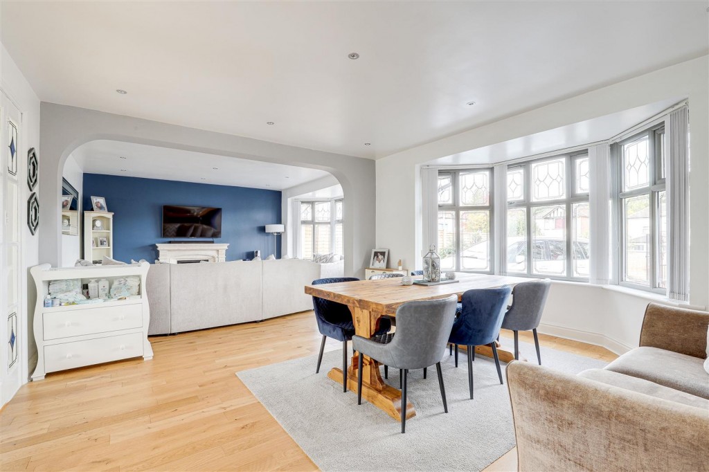 Nottingham Road, Nuthall, Nottinghamshire, NG16 1AB